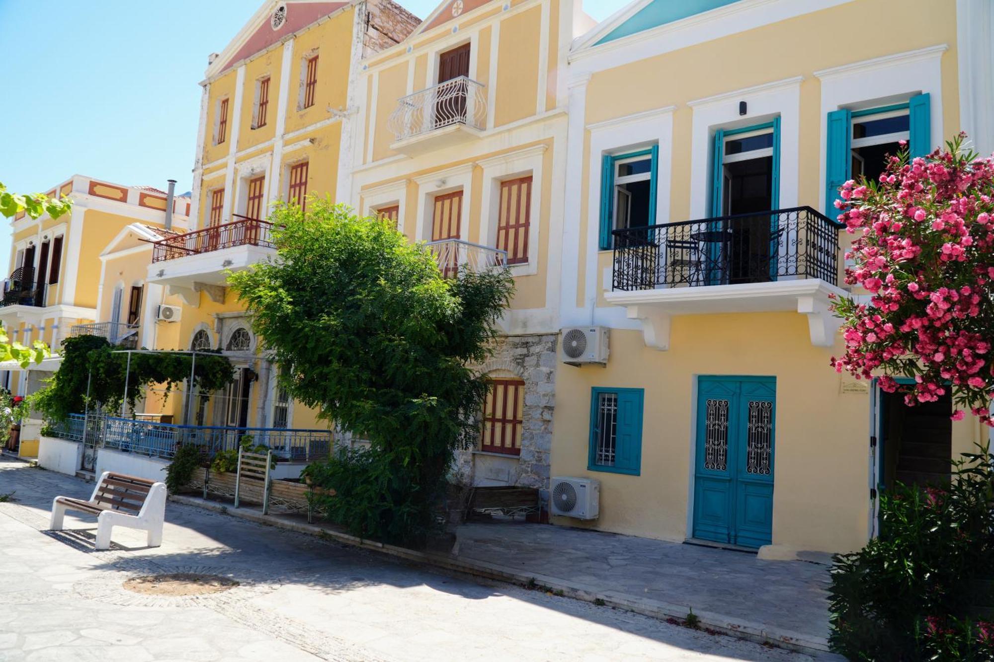 Symi Central Point Екстериор снимка