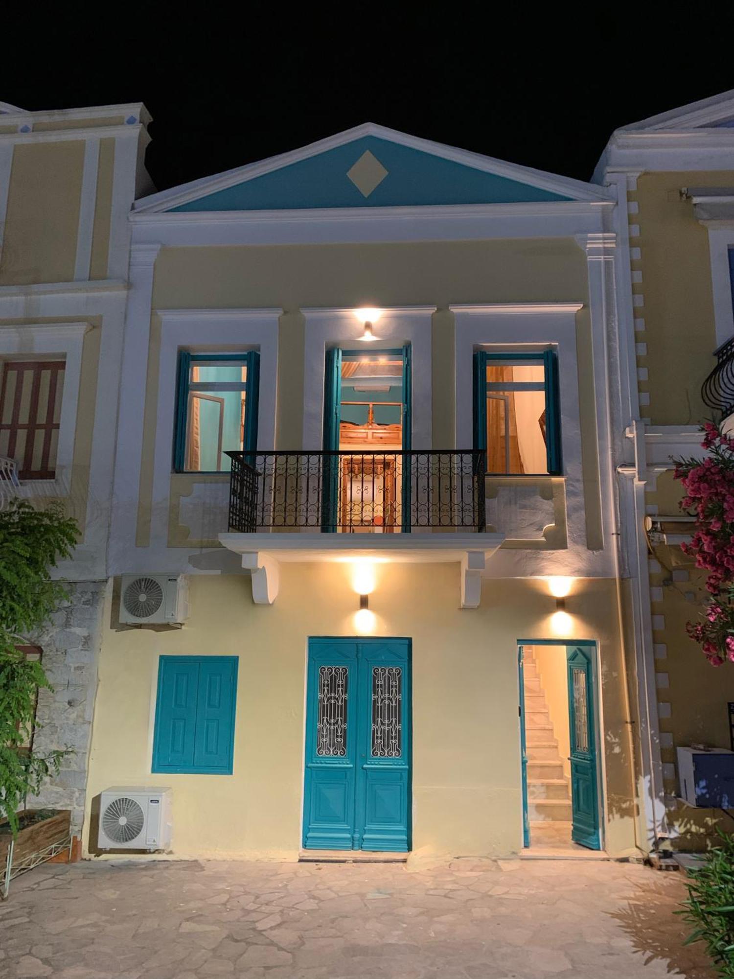 Symi Central Point Екстериор снимка